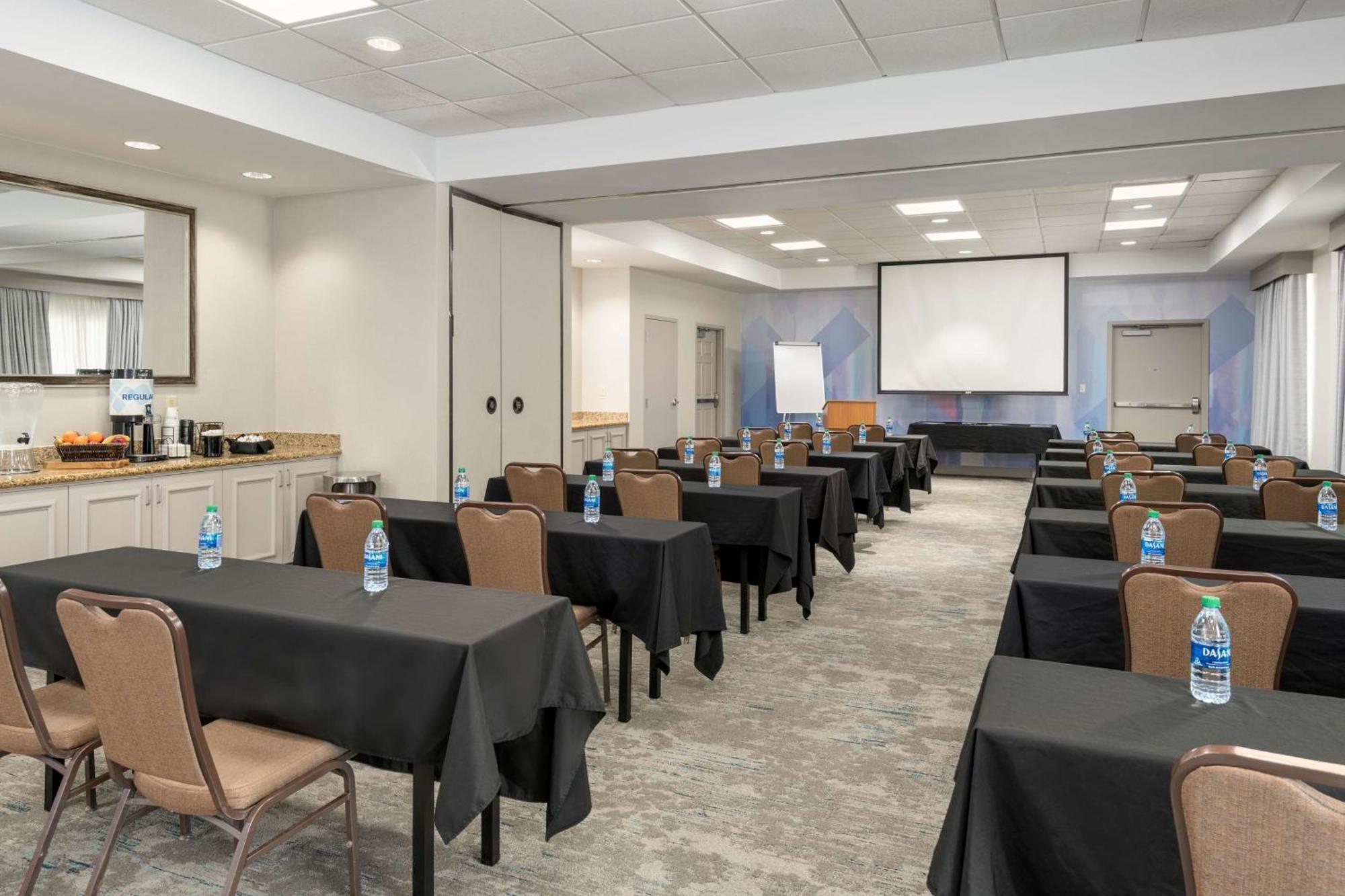 Hilton Garden Inn Lafayette/Cajundome מראה חיצוני תמונה